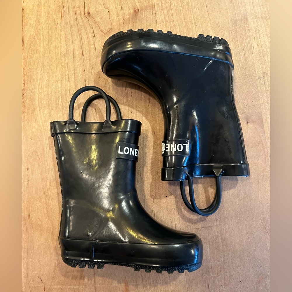 Lone Cone Rubber Boots Kids Size 4 Like New!